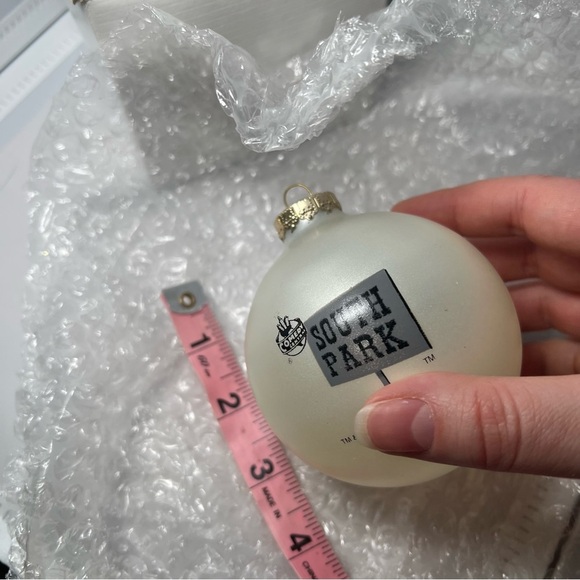 South Park Cartman Holiday Glass Ball Ornament 4" Christmas Tree Decoration 1998 - Picture 3 of 3